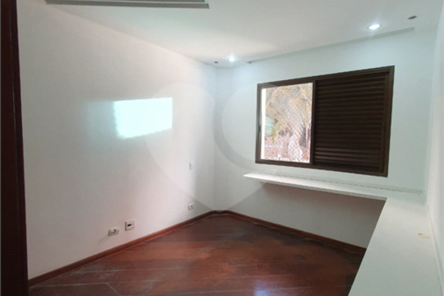 Apartamento à venda com 4 quartos, sendo 2 suítes, em Anália Franco, São Paulo, SP