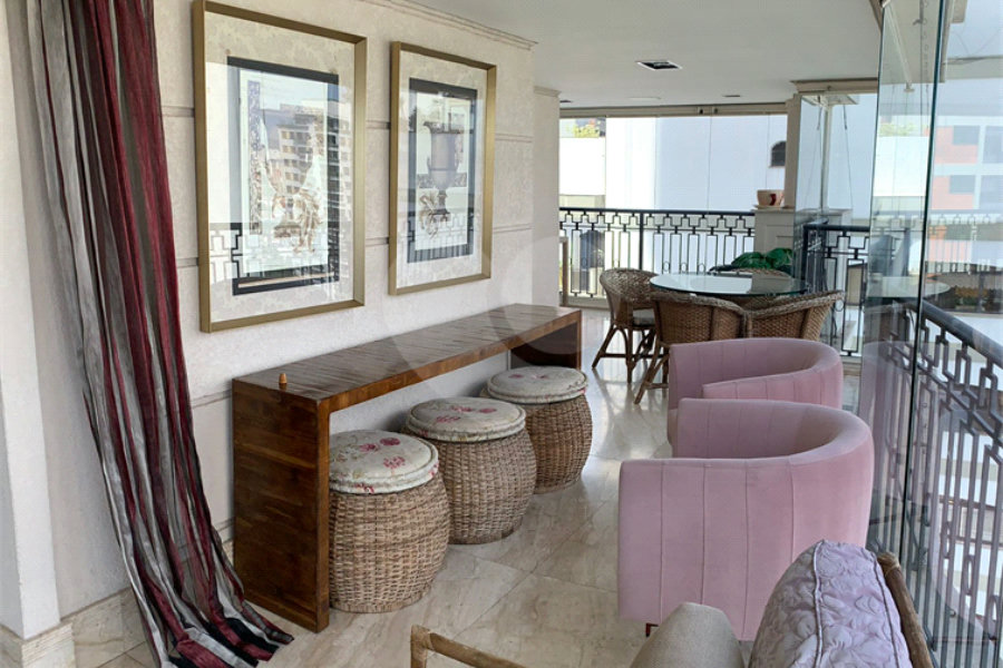 Apartamento à venda com 4 quartos, sendo 3 suítes,  em Santana, São Paulo, SP