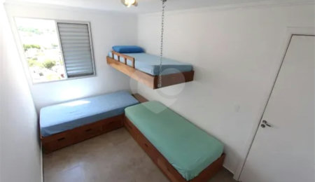 Apartamento à venda com 3 quartos, sendo 1 suíte,  em Conjunto Residencial Trinta e Um de Março, São José dos Campos, SP