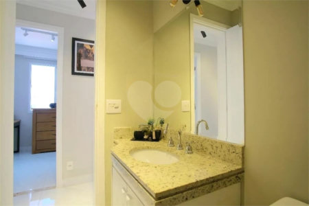 Apartamento à venda com 3 quartos, sendo 1 suíte,  em Vila Matilde, São Paulo, SP