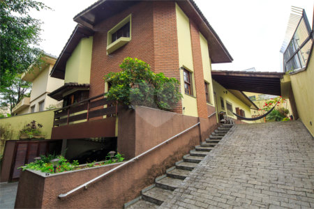 Casa Térrea à venda com 4 quartos, sendo 3 suítes, em Jardim Marajoara, São Paulo, SP