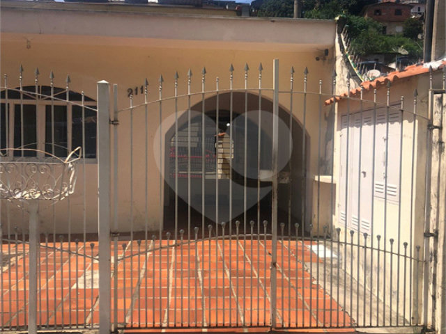 Casa de Vila à venda com 2 quartos em Luiz Fagundes, Mairiporã, SP