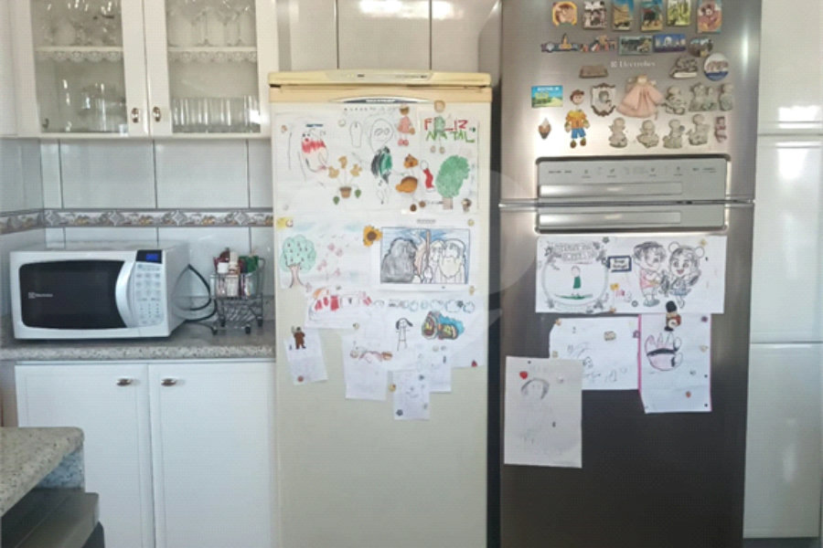 Sobrado à venda com 4 quartos, sendo 1 suíte, em Tremembé, São Paulo, SP
