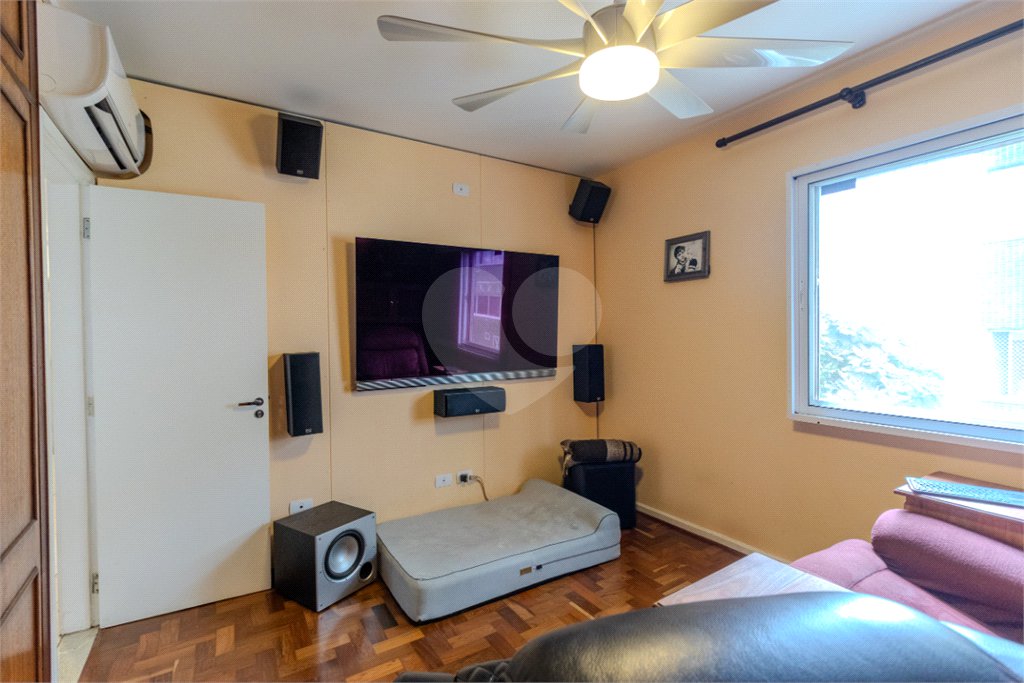 Apartamento à venda com 4 quartos, sendo 1 suíte, em Chácara Santo Antônio, São Paulo, SP