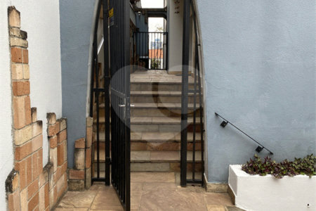 Casa à venda com 3 suítes em Jardim Leonor, São Paulo, SP