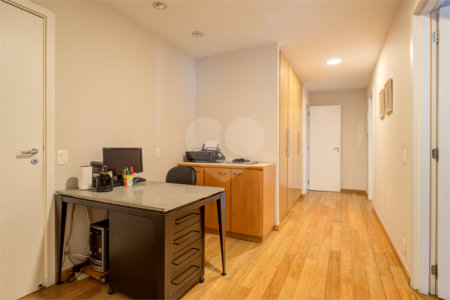 Apartamento à venda com 4 quartos, sendo 3 suítes, em Brooklin, São Paulo, SP