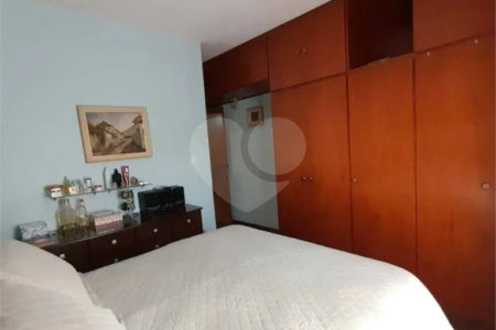 Casa à venda com 3 quartos, sendo 1 suíte, em Jardim Pinheiros, São Paulo, SP