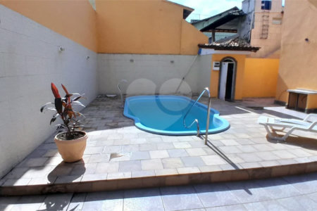 Casa à venda com 3 quartos, sendo 1 suíte, em Campo Grande, Rio de Janeiro, RJ
