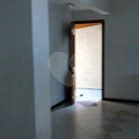 Sobrado à venda com 5 quartos, sendo 1 suíte, em Lapa de Baixo, São Paulo, SP