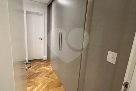 Apartamento à venda com 3 suítes em Jardim Arpoador, São Paulo, SP