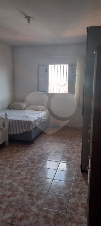 Casa à venda com 3 quartos em Horto, São Paulo, SP