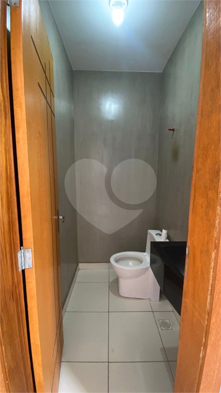 Triplex à venda com 2 quartos, sendo 1 suíte, em Parque dos Eucaliptos, Sorocaba, SP