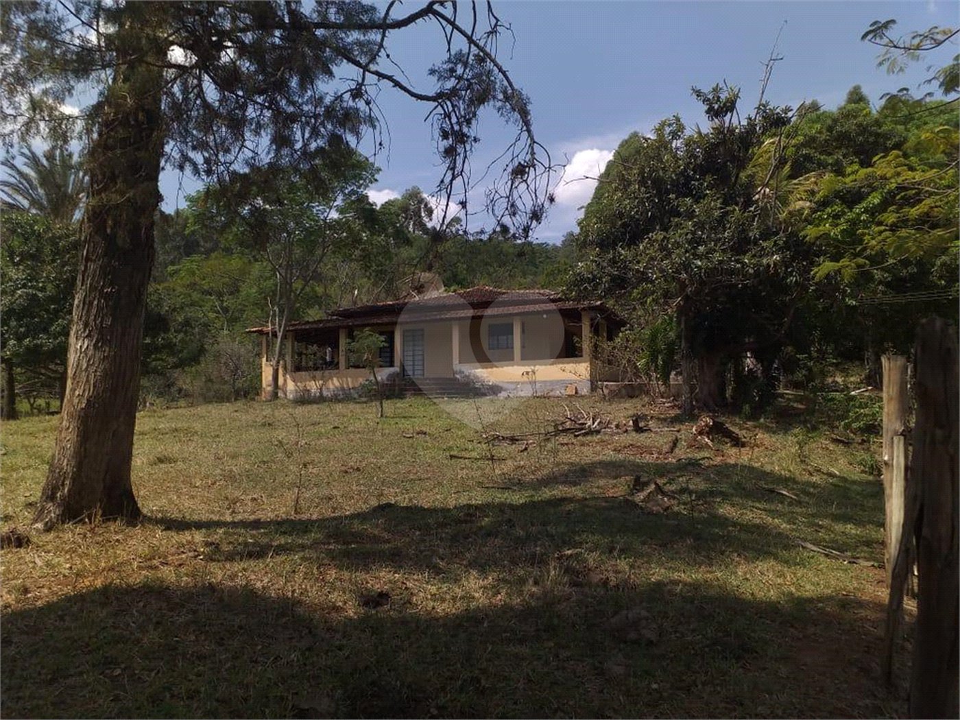 Sítio à venda com 2 quartos no Centro, Descalvado, SP