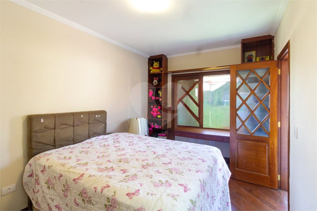Casa à venda com 3 suítes no condomínio Da Serra, São Paulo - SP