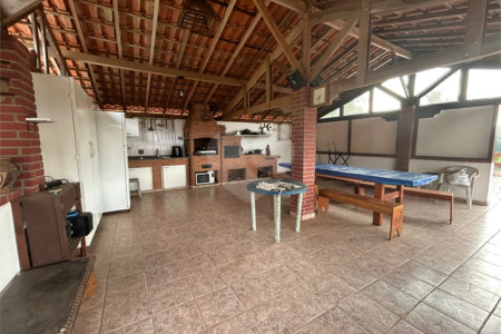 Casa em condomínio à venda com 3 quartos, sendo 1 suíte,  no Centro, Bom Jesus dos Perdões, SP