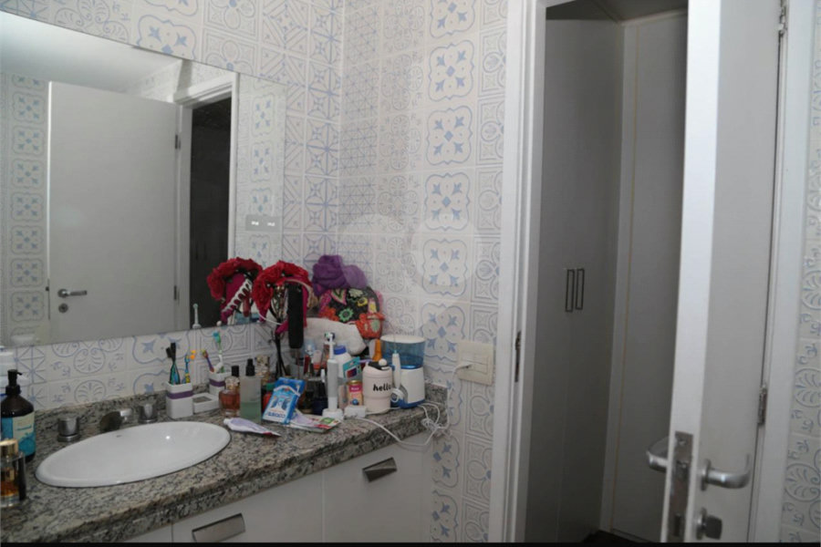 Apartamento à venda com 4 quartos, sendo 2 suítes, em Morumbi, São Paulo, SP