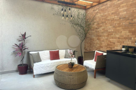 Casa com 3 Quartos e 3 banheiros 2 vagas à Venda, 149 m² no Ipiranga Estação Alto do Ipiranga, Terminal Sacomã, Estação Sacomã.Aceita e estuda Permuta.