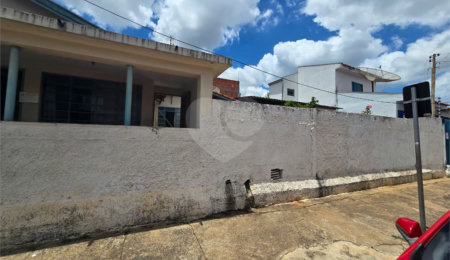 Casa à venda com 3 quartos em Vila Arruda, Itapetininga, SP