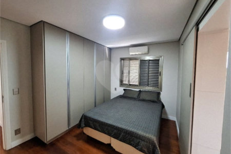 Casa à venda com 3 suítes no condomínio Vinhas da Vista Alegre Sede, Vinhedo - SP