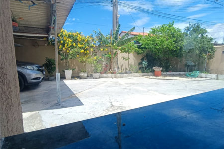 Casa à venda com 3 quartos, sendo 1 suíte, em Caminho de Búzios, Cabo Frio, RJ