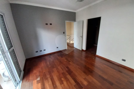 Sobrado à venda com 3 quartos, sendo 1 suíte, em Lar São Paulo, São Paulo, SP