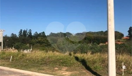 Terreno à venda com 1 suíte em Marambaia, Vinhedo, SP