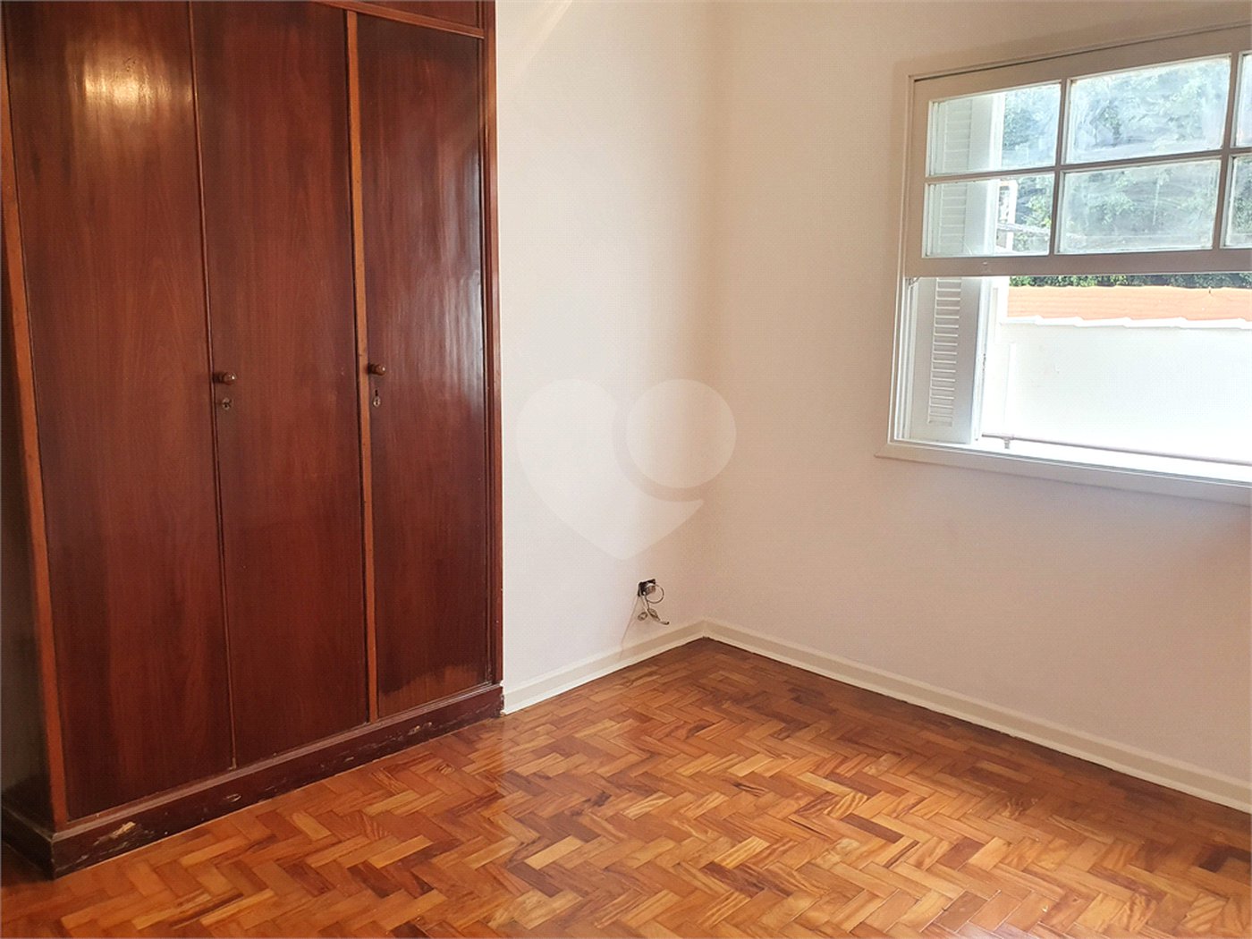 Casa à venda com 3 quartos, sendo 1 suíte, em Santo Amaro, São Paulo, SP