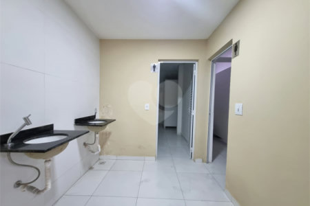 Casa à venda com 2 suítes no condomínio Residencial Américo Figueiredo, Sorocaba - SP