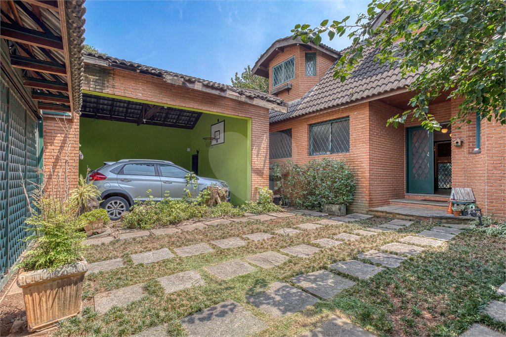 Casa à venda com 6 suítes em Alto da Boa Vista, São Paulo, SP
