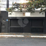 Sobrado à venda com 12 quartos em Freguesia do Ó, São Paulo, SP