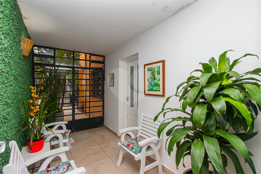Sobrado à venda com 5 quartos em Vila Mariana, São Paulo, SP