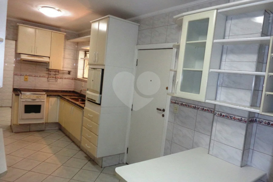 Apartamento à venda com 4 quartos, sendo 1 suíte,  em Santana, São Paulo, SP