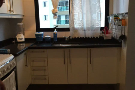 Apartamento à venda com 3 quartos, sendo 1 suíte, em Vila Andrade, São Paulo, SP