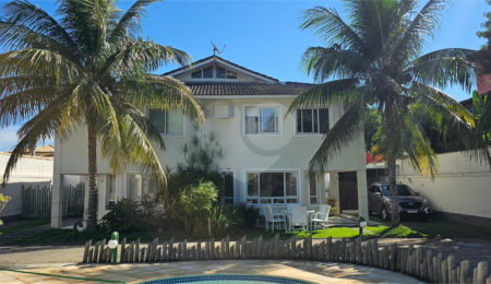 Casa em condomínio à venda com 5 quartos, sendo 3 suítes,  em Bosque de Geribá, Armação dos Búzios, RJ