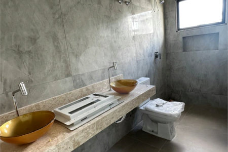 Casa à venda com 5 suítes no condomínio Florais do Parque, Cuiabá - MT