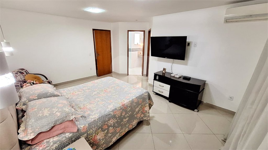 Casa à venda com 2 suítes no condomínio Residencial Vale das Palmeiras, Rio de Janeiro - RJ