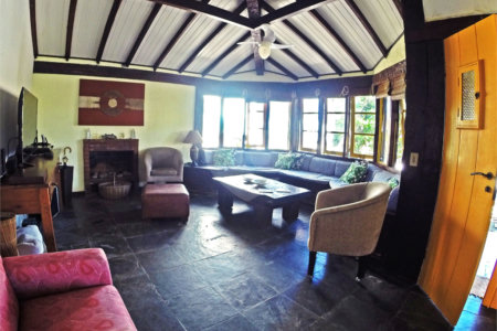 Casa à venda com 8 quartos, sendo 4 suítes, em Alto de Búzios, Armação dos Búzios, RJ
