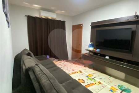 Casa à venda com 3 quartos, sendo 1 suíte, em Ipê, Três Lagoas, MS