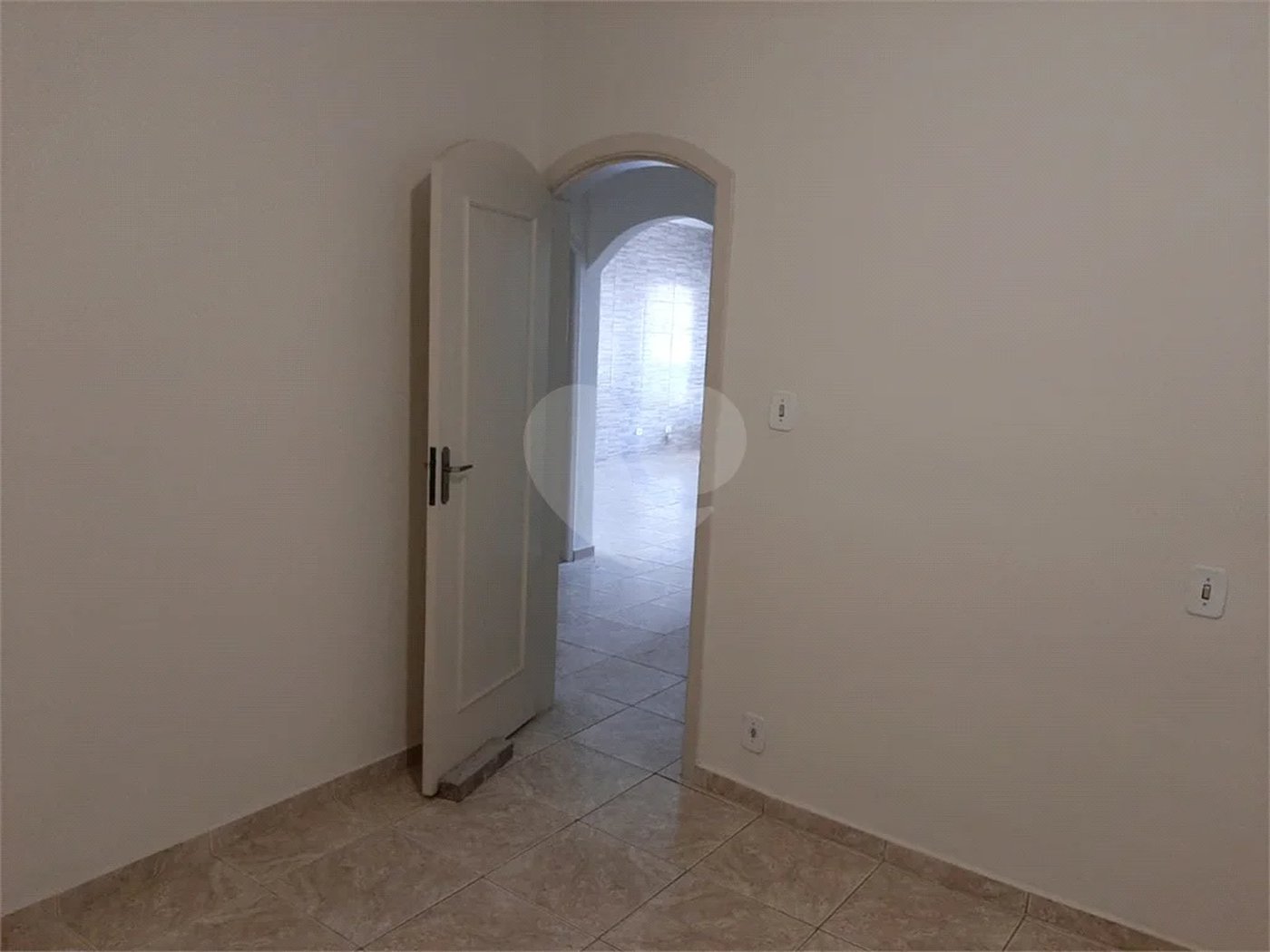Casa à venda com 3 quartos, sendo 1 suíte,  em Vila Maria Alta, São Paulo, SP