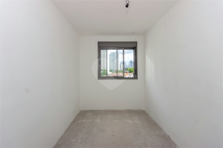 Apartamento à venda com 3 suítes em Vila Gomes Cardim, São Paulo, SP
