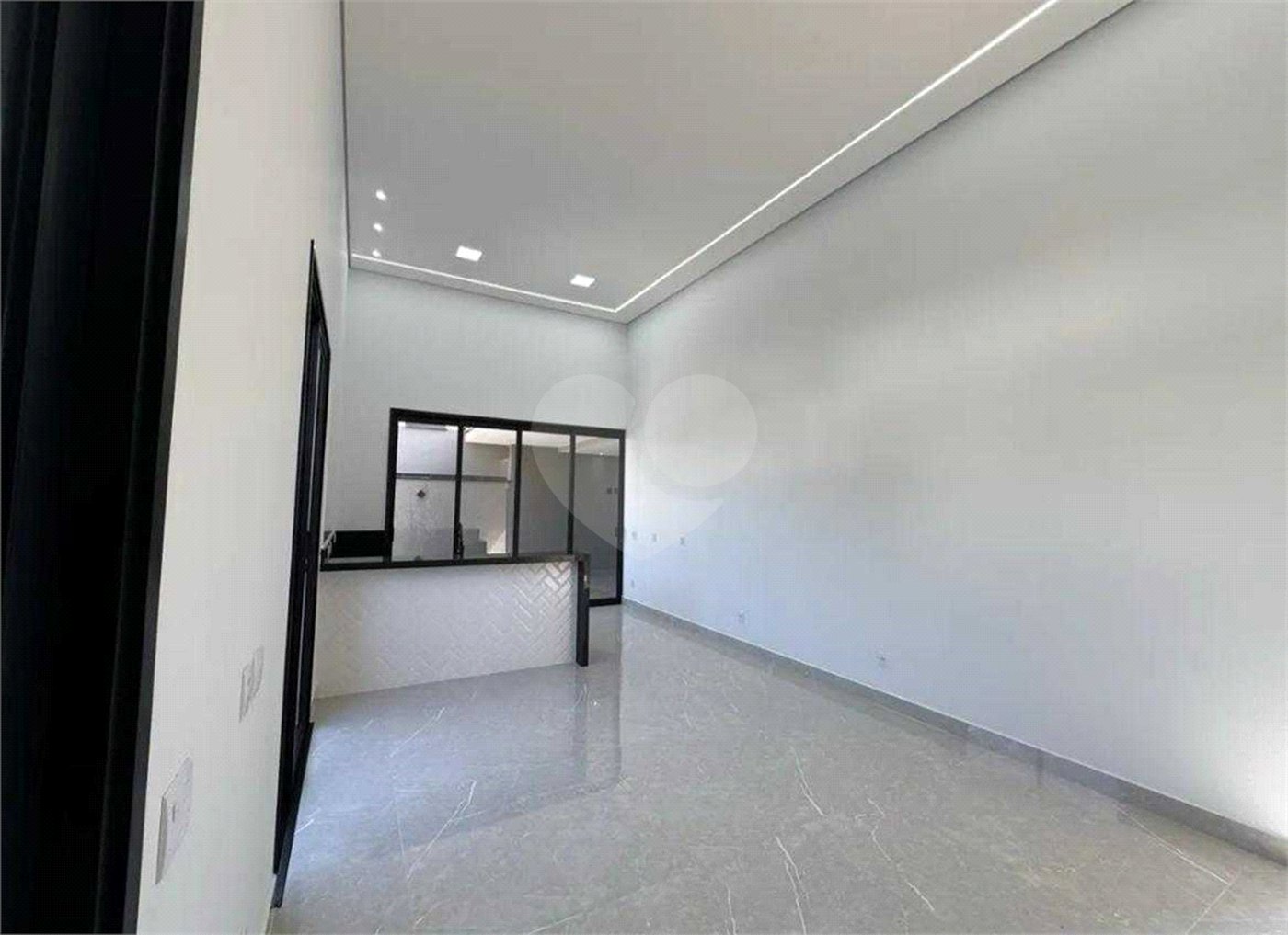 Casa à venda com 3 quartos, sendo 1 suíte,  no condomínio Terras de São Francisco, Sorocaba - SP