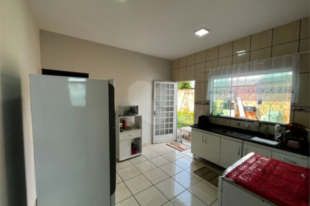 Casa à venda com 3 quartos, sendo 1 suíte, em Jardim Monte Santo, Itapetininga, SP