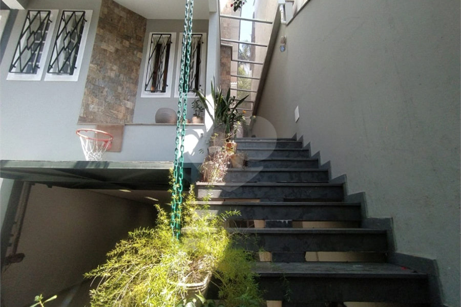 Sobrado à venda com 3 quartos, sendo 1 suíte, em Lauzane Paulista, São Paulo, SP