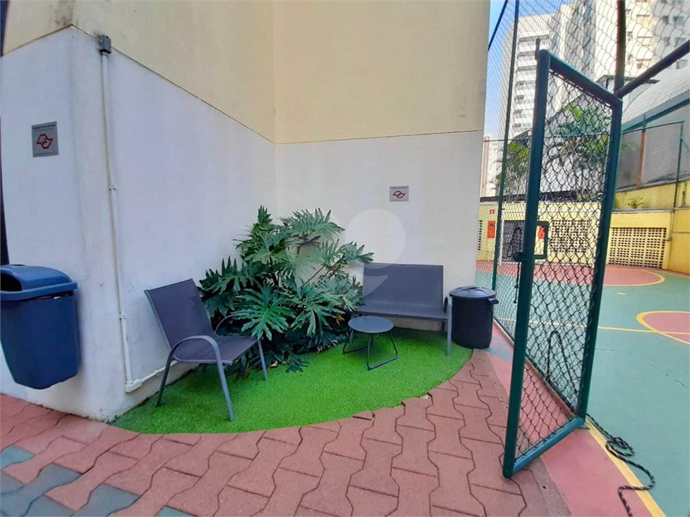 Apartamento para alugar com 3 quartos, sendo 1 suíte, em Vila Olímpia, São Paulo, SP