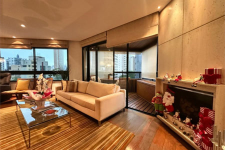 Apartamento à venda com 4 quartos, sendo 3 suítes, em Vila Andrade, São Paulo, SP