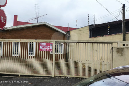 Casa à venda com 3 quartos em Paulicéia, Campinas, SP
