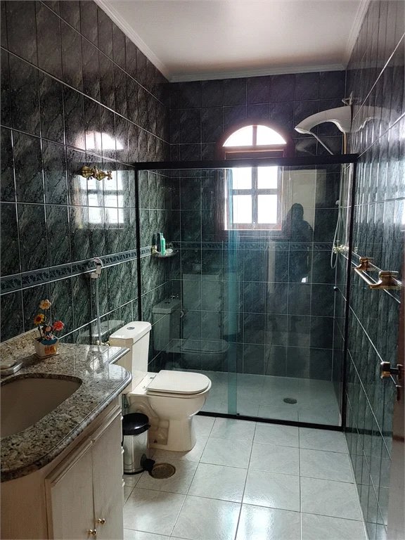 Casa à venda com 4 quartos, sendo 2 suítes, em Parque dos Príncipes, São Paulo, SP