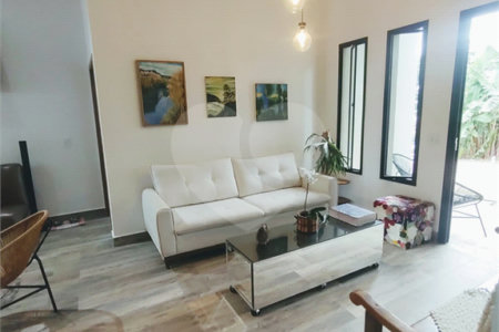Casa à venda com 3 suítes no condomínio Chácaras do Lago, Vinhedo - SP