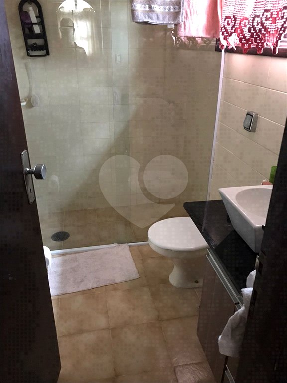 Sobrado à venda com 3 suítes em Vila Oliveira, Mogi das Cruzes, SP