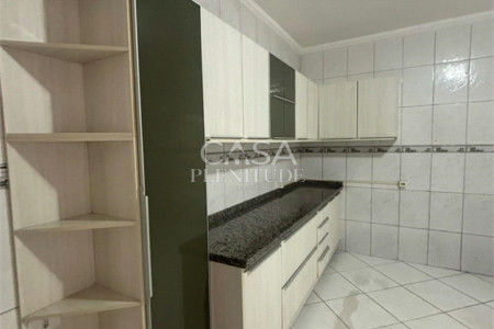 Sobrado à venda com 3 quartos, sendo 1 suíte, em Wanel Ville, Sorocaba, SP